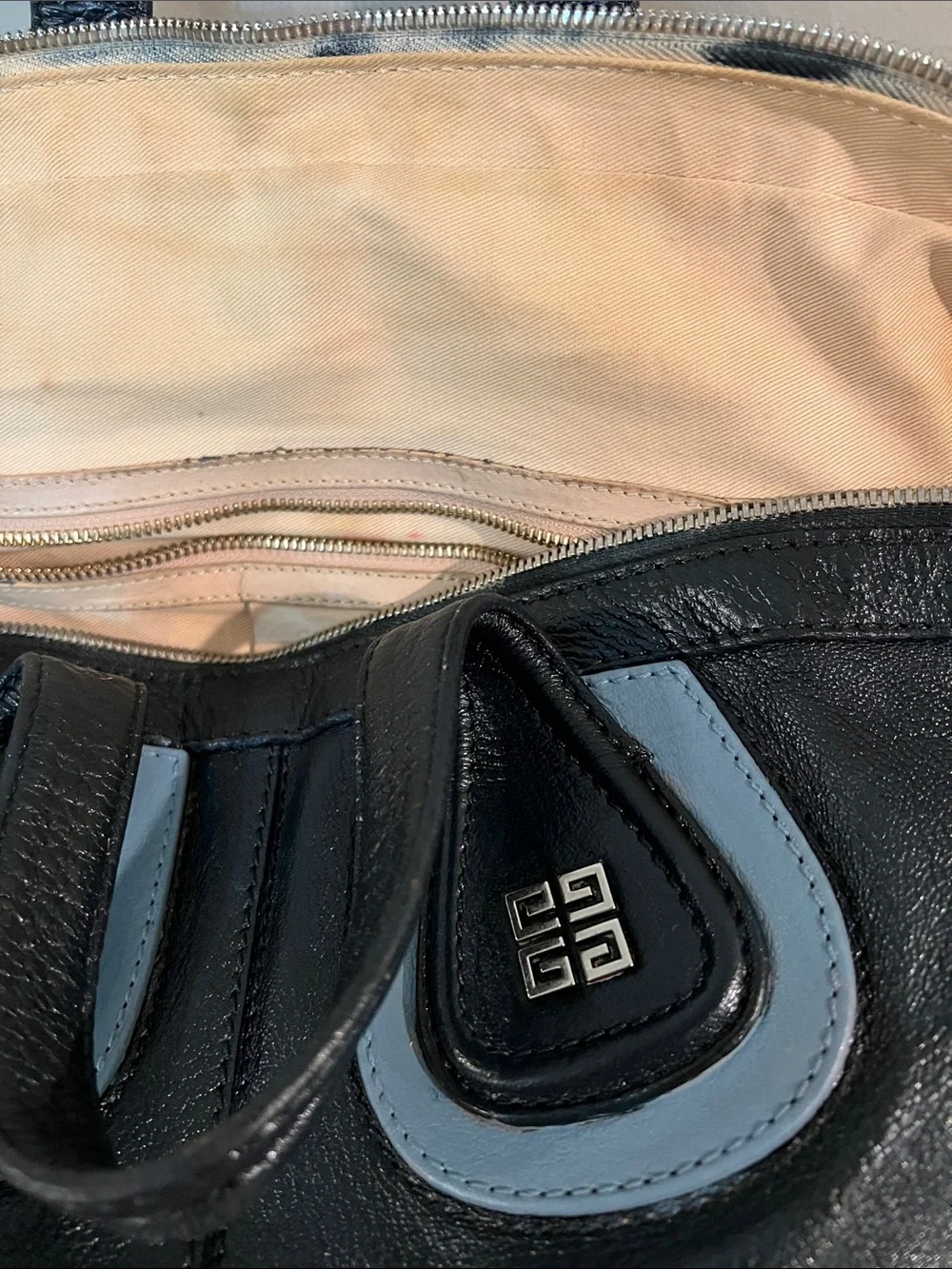 Authentic Givenchy NIGHTINGALE leather shoulder Navy bag with light blue accent